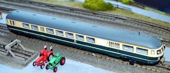 NPE Modellbau NL22015 - H0 Steuerwagen BR 817 Blau/Beige der DB, Ep. IV